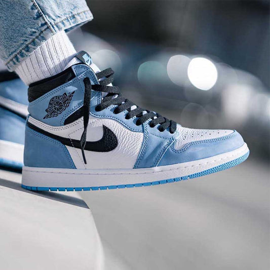 Air Jordan 1 High University Blue