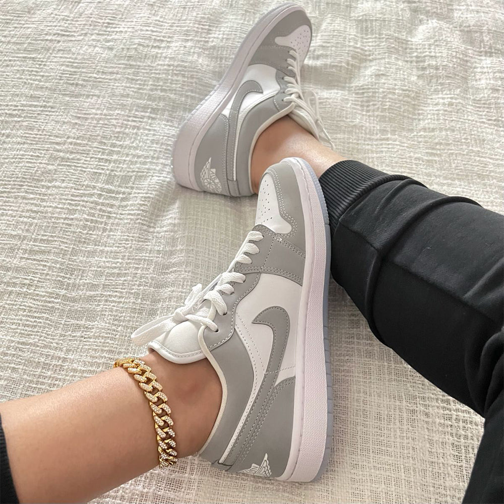 Jordan 1 Low Woolf grey