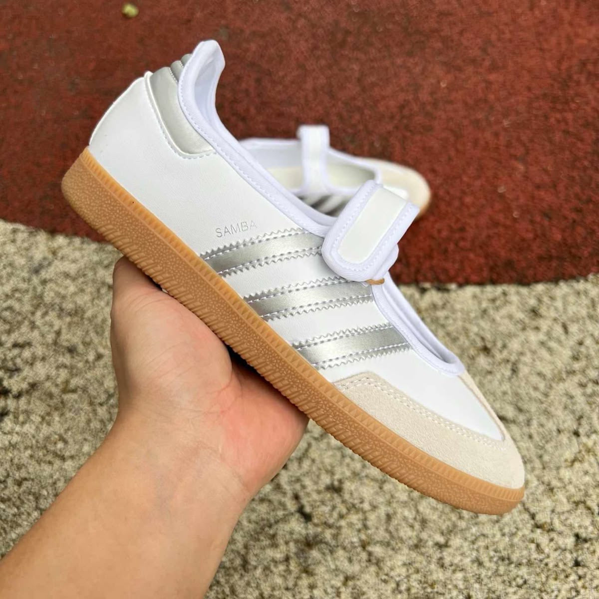 Samba Jane White/Silver