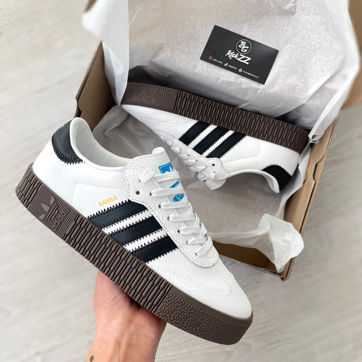 Samba Platform White